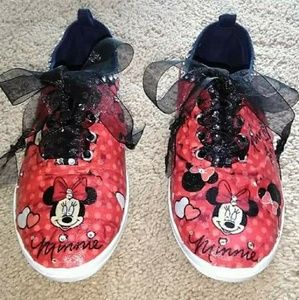 Minnie Mouse custom shoes